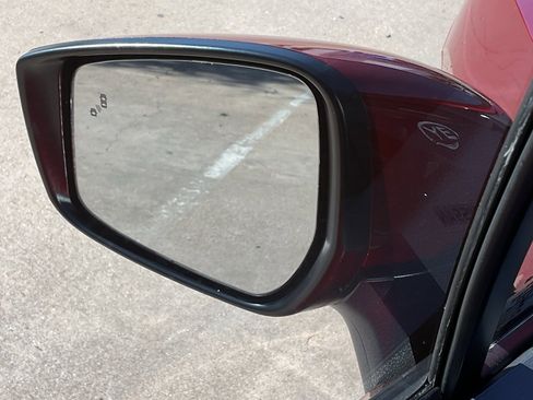 New 2025 Nissan Versa SV w/ Trunk Package image 10