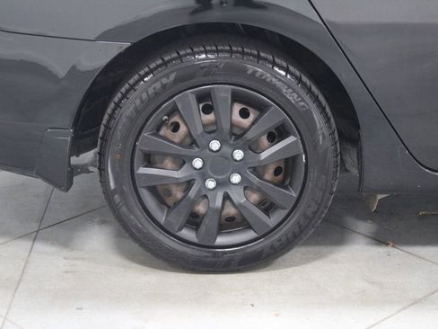 Used 2013 Nissan Sentra SV w/ Driver Pkg image 13