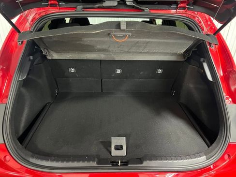 Used 2021 Toyota Corolla SE w/ Special Edition image 7