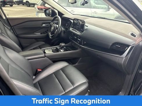 Used 2023 Nissan Rogue SL w/ SL Premium Package FWD image 12