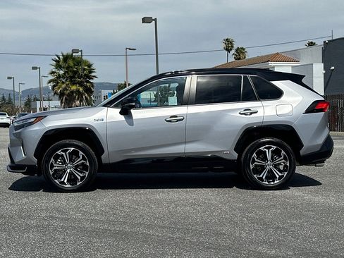 Used 2024 Toyota RAV4 XSE w/ Weather Package AWD/4WD image 7
