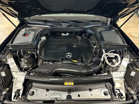 Used 2021 Mercedes-Benz GLC 300 image 38