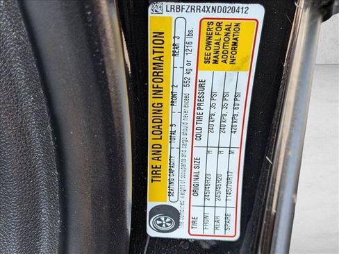 Used 2022 Buick Envision Avenir w/ Technology Package II FWD image 19
