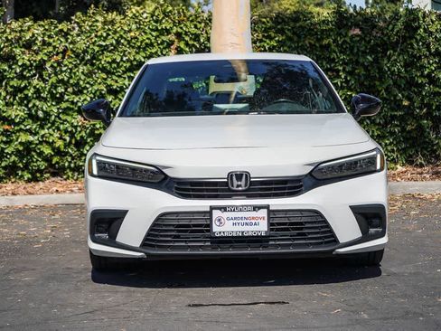 Used 2023 Honda Civic Sport image 2