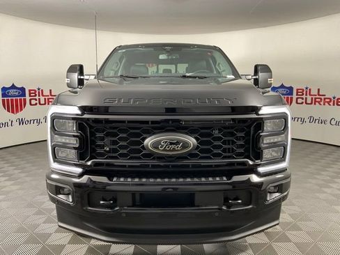 New 2026 Ford F250 Lariat w/ Black Appearance Package image 8