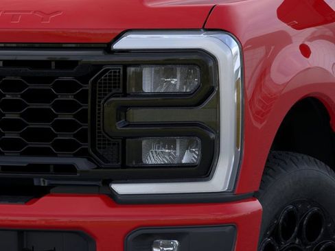 New 2026 Ford F250 XLT w/ XLT Premium Package AWD/4WD image 18