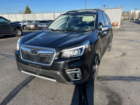 Used 2020 Subaru Forester Touring w/ Popular Package #2 image 3