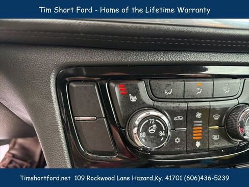Used 2019 Buick Encore Essence image 17