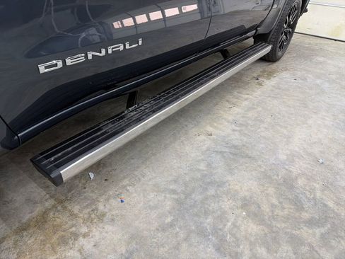 Used 2021 GMC Sierra 1500 Denali w/ Denali Ultimate Package image 15