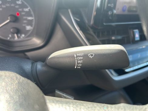 Used 2023 Toyota Corolla LE image 23