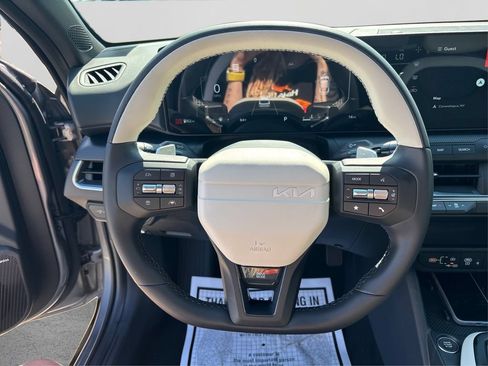 New 2025 Kia K4 GT-Line w/ GT-Line Premium Package FWD image 18