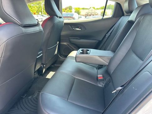 Used 2024 Toyota Prius Prime FWD image 12