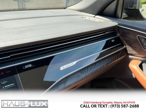 Used 2020 Audi Q8 Prestige w/ Prestige Package AWD/4WD image 32