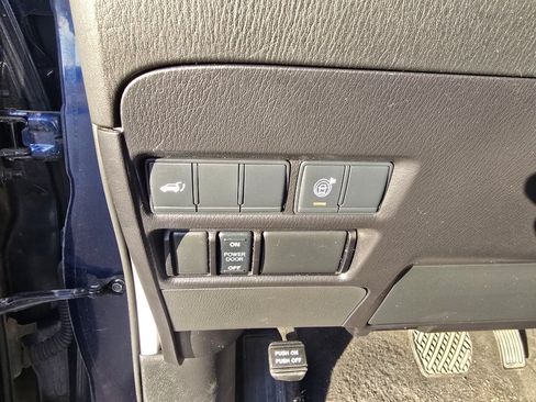 Used 2021 Nissan Armada SL w/ Captain's Chairs Package AWD/4WD image 20