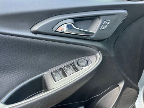 Used 2024 Chevrolet Malibu RS FWD image 22