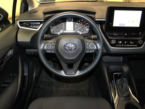 Used 2024 Toyota Corolla LE FWD image 12