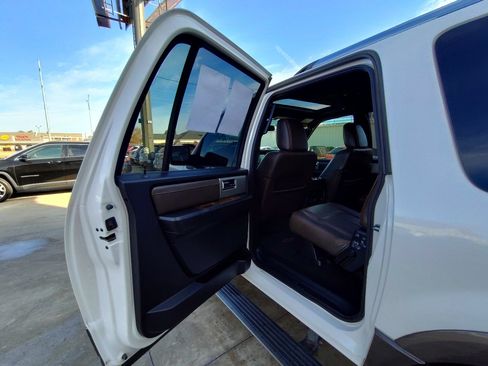 Used 2015 Ford Expedition EL King Ranch image 29