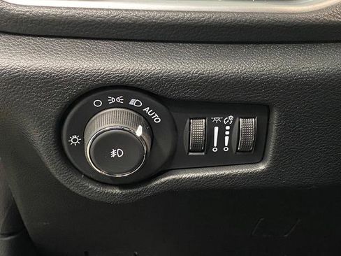 New 2026 Chrysler Pacifica Limited w/ S Appearance Package AWD/4WD image 25