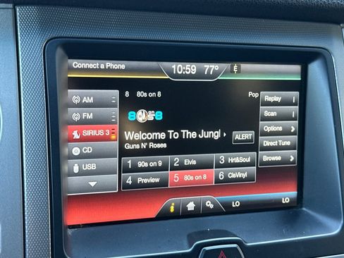 Used 2015 Ford Expedition EL XLT w/ Equipment Group 202A AWD/4WD image 23