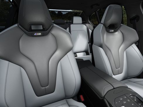 New 2026 BMW M5 image 11