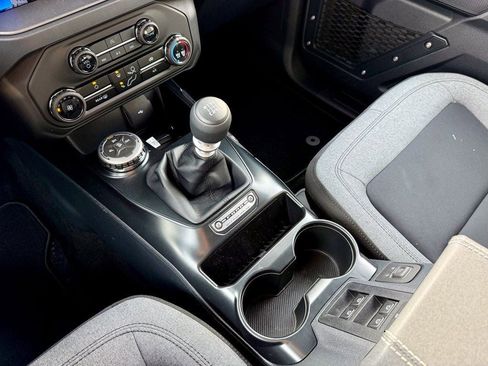 New 2025 Ford Bronco 4-Door image 20