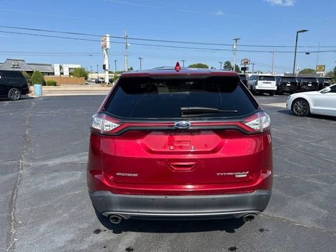 Used 2018 Ford Edge Titanium w/ Equipment Group 301A FWD image 7