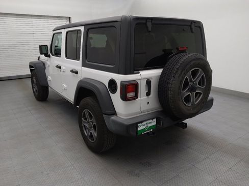 Used 2018 Jeep Wrangler Unlimited Sport S AWD/4WD image 5