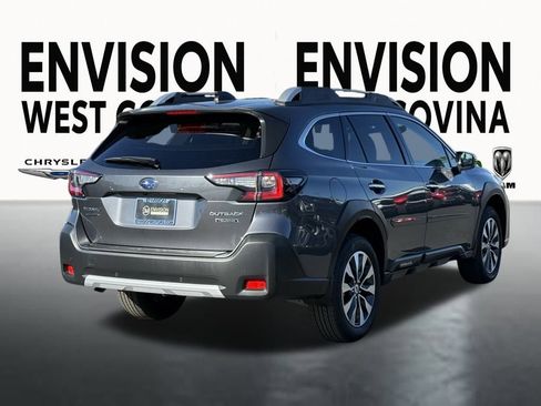 Used 2025 Subaru Outback Touring image 11