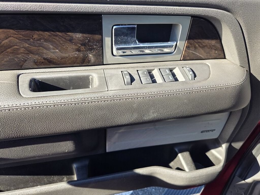 Used 2014 Ford F150 Platinum AWD/4WD image 6