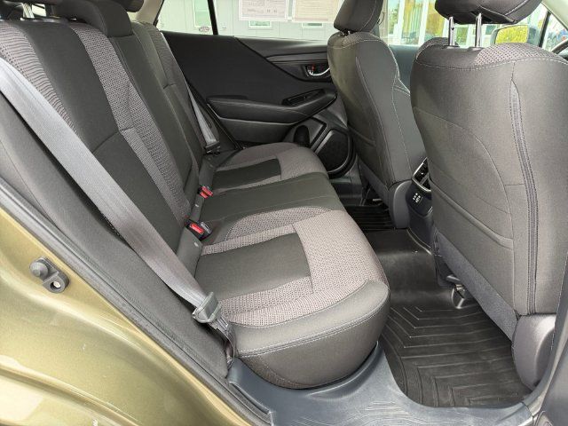 Certified 2025 Subaru Outback Premium AWD/4WD image 16