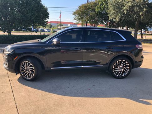 Used 2019 Lincoln Nautilus Reserve image 2