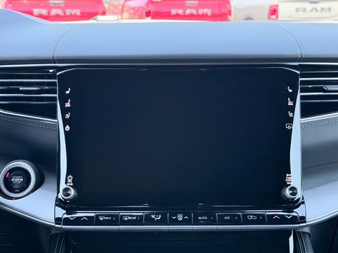 New 2026 Jeep Grand Wagoneer Limited AWD/4WD image 20