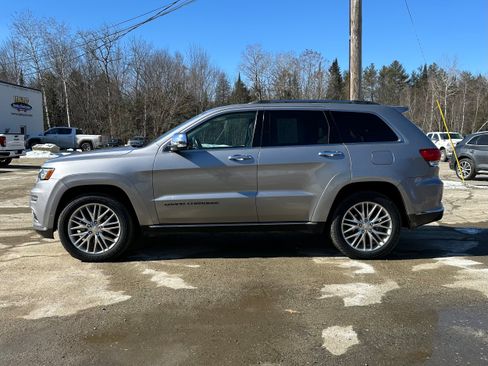 Used 2018 Jeep Grand Cherokee Summit AWD/4WD image 6
