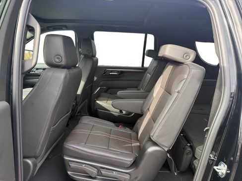 New 2026 Chevrolet Suburban High Country image 16