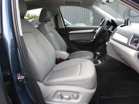 Used 2016 Audi Q3 2.0T Premium Plus w/ Technology Package AWD/4WD image 57