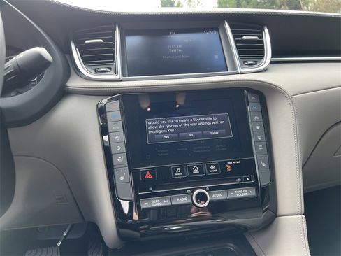 Certified 2025 INFINITI QX50 Luxe image 25