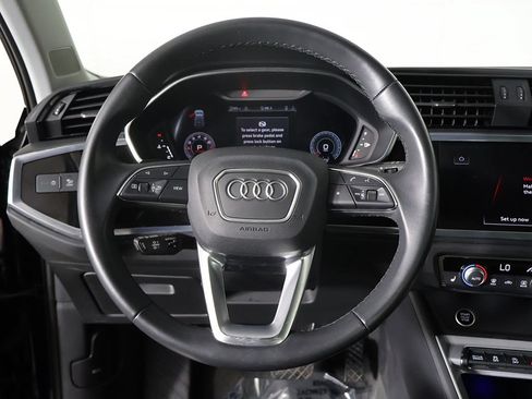Used 2024 Audi Q3 2.0T Premium Plus w/ Premium Plus Package AWD/4WD image 37