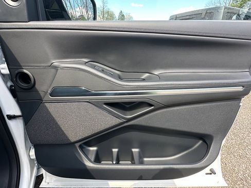 New 2026 Lincoln Navigator L Reserve AWD/4WD image 23