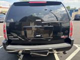Used 2009 GMC Yukon Denali image 3