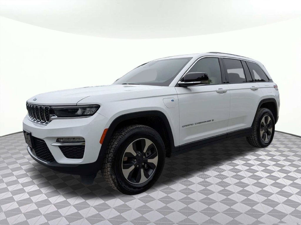 Used 2024 Jeep Grand Cherokee Limited 4xe AWD/4WD image 7