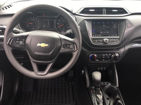 Certified 2022 Chevrolet TrailBlazer LT w/ Confidence II Package FWD image 23