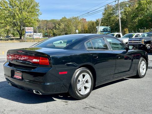 Used 2012 Dodge Charger SE image 8