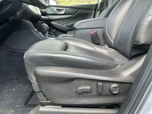Used 2023 Subaru Ascent Limited w/ Technology Package AWD/4WD image 16