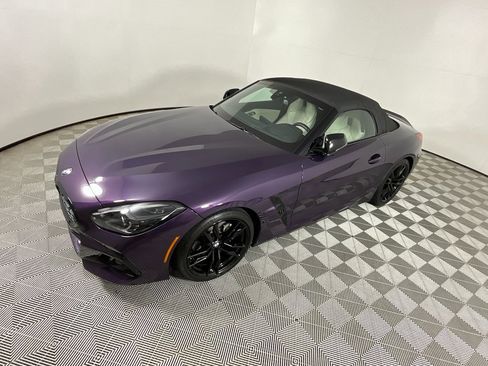 Used 2024 BMW Z4 sDrive30i w/ Premium Package image 11