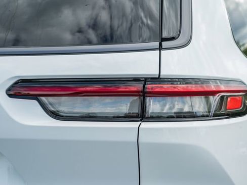 New 2026 Jeep Grand Cherokee L 4WD image 8