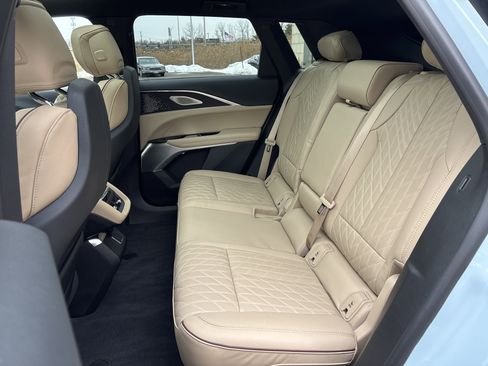 Used 2024 Cadillac Lyriq Luxury w/ Nappa Leather Package image 28