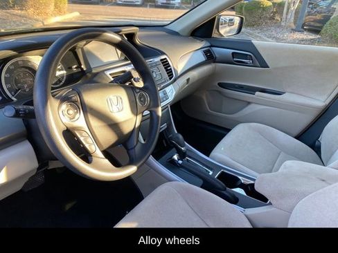 Used 2013 Honda Accord LX image 6