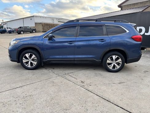 Used 2021 Subaru Ascent Premium w/ Convenience Package image 4