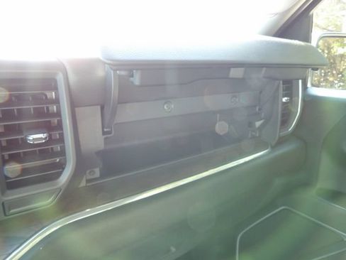 Used 2025 GMC Sierra 1500 SLT AWD/4WD image 40