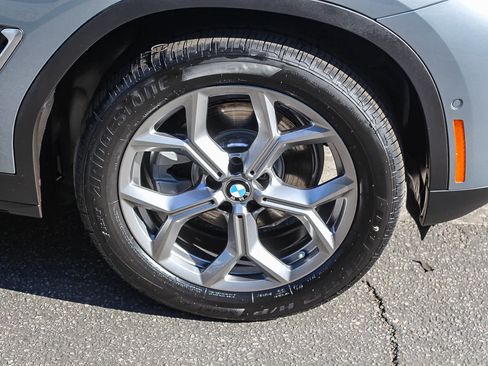 Used 2024 BMW X3 sDrive30i w/ Premium Package image 9